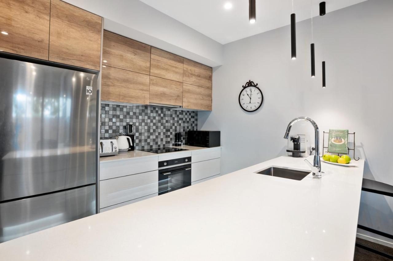 City Living - Christchurch Holiday Home Екстериор снимка