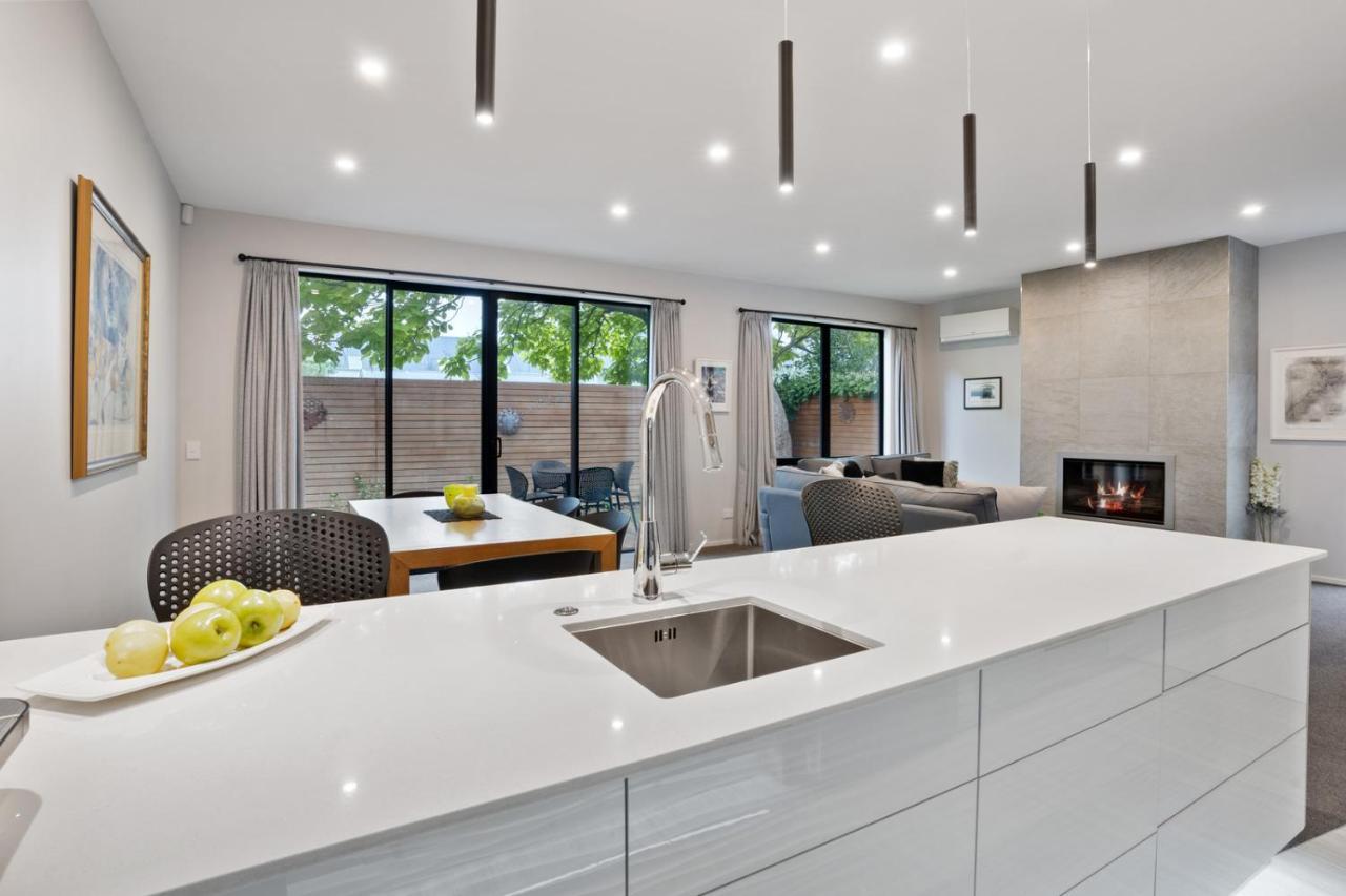 City Living - Christchurch Holiday Home Екстериор снимка